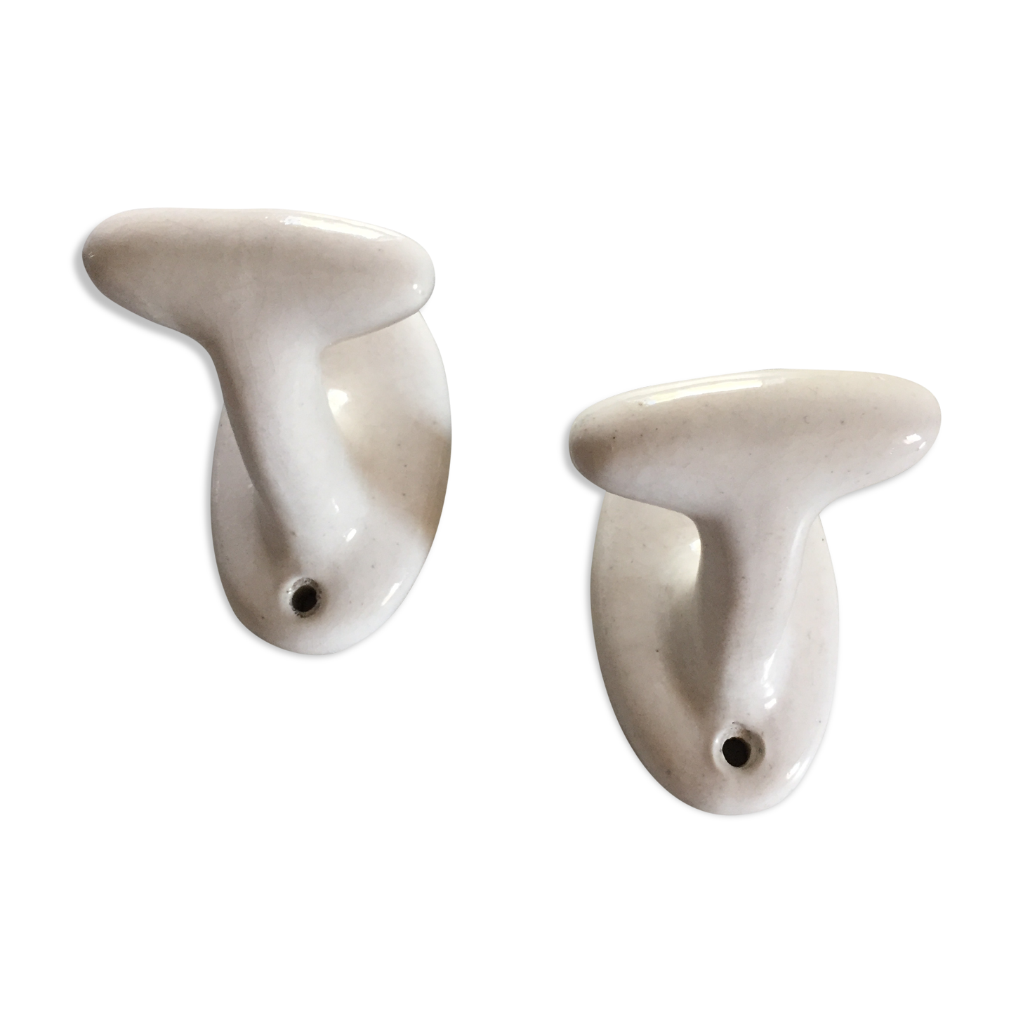 Pair of porcelain hooks