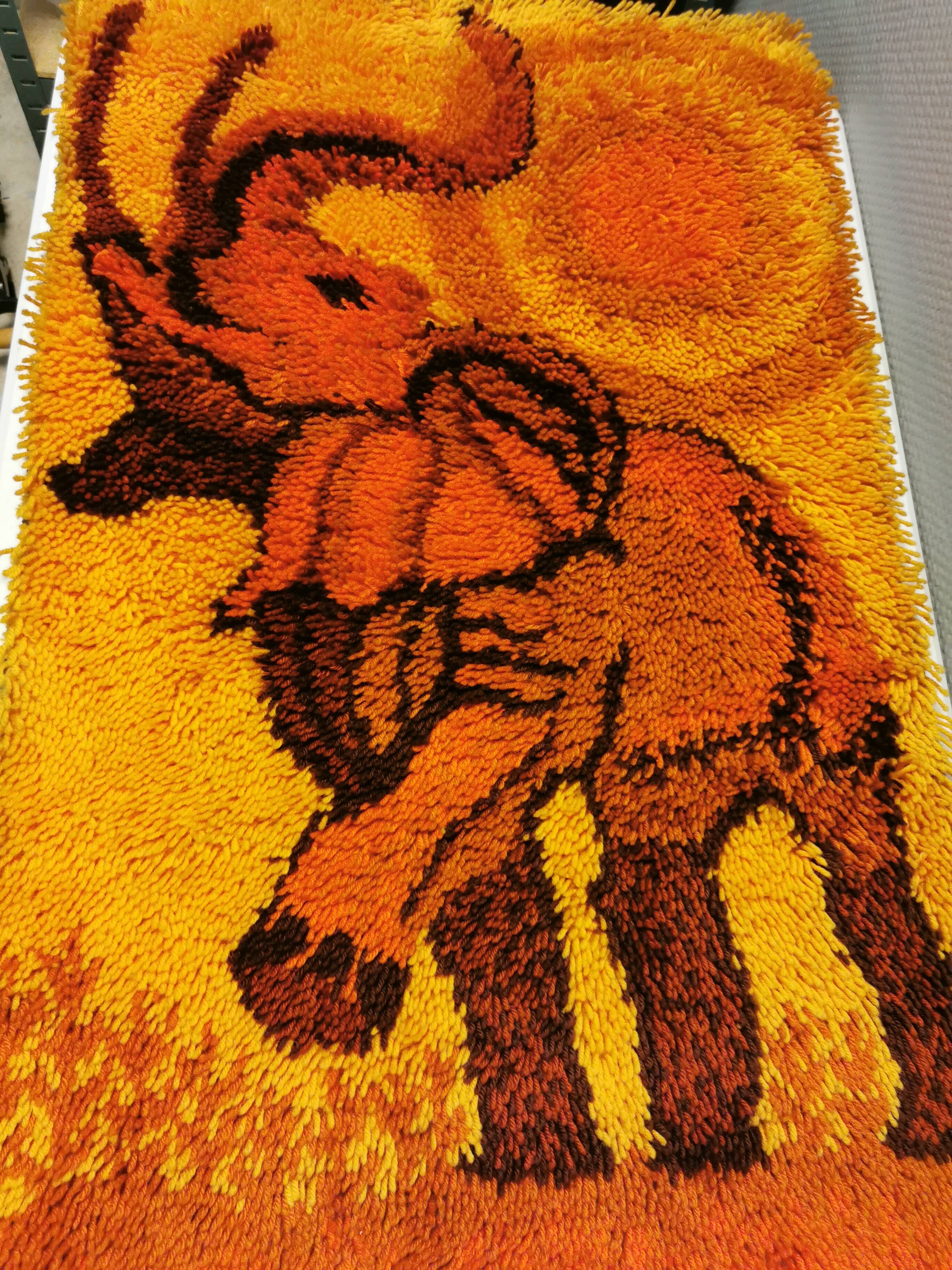 Tapis rya scandinave des années 1970, produit par ege rya.