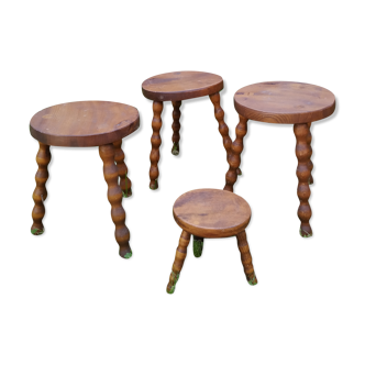 Lot stools