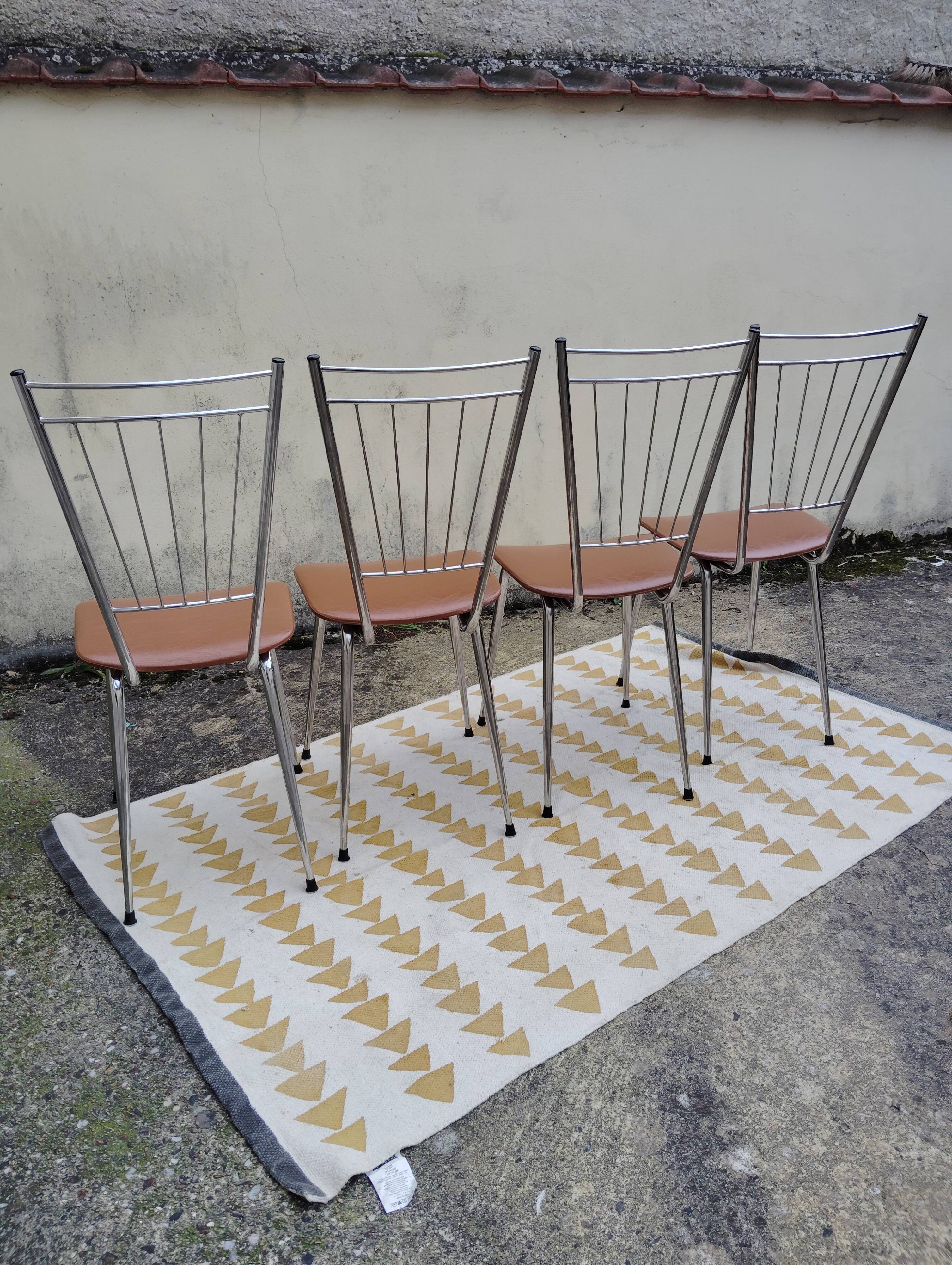 Set 4 chaises vintage scandinave chrome et simili