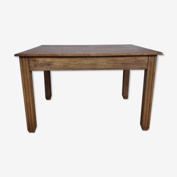 Light oak rectangular table