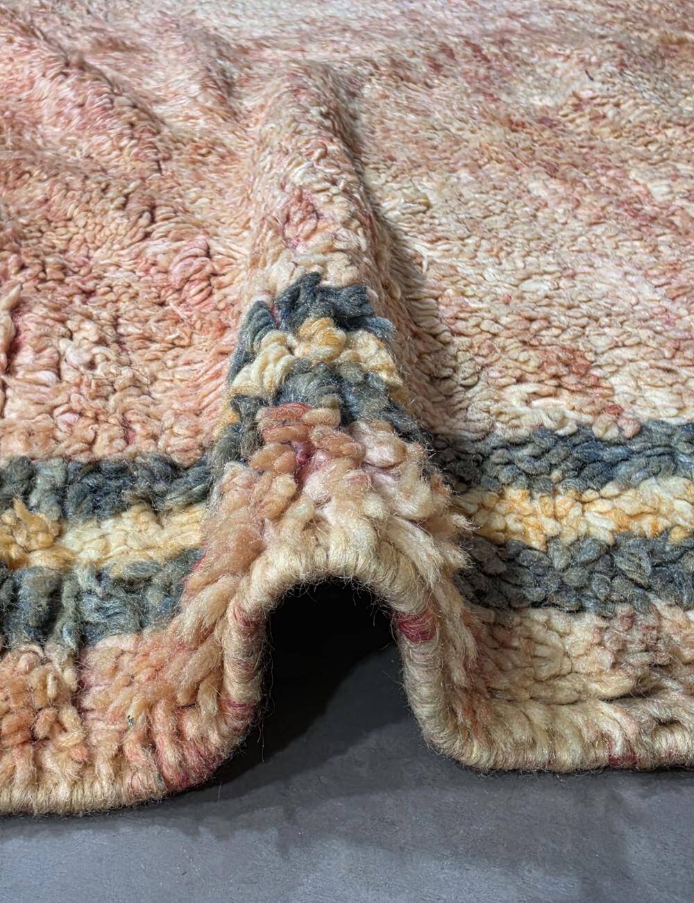 Vintage Minimalist Rug - 320 x 186 cm