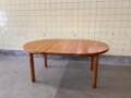 Table à manger ronde extensible en pin par Furusnickarn AB