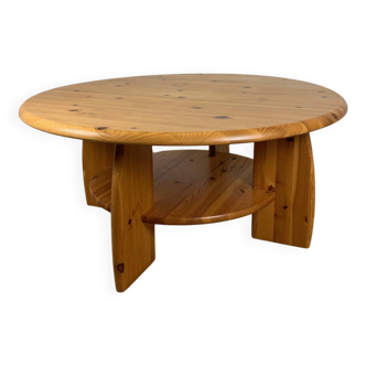 Modernist pine coffee table 1980/90