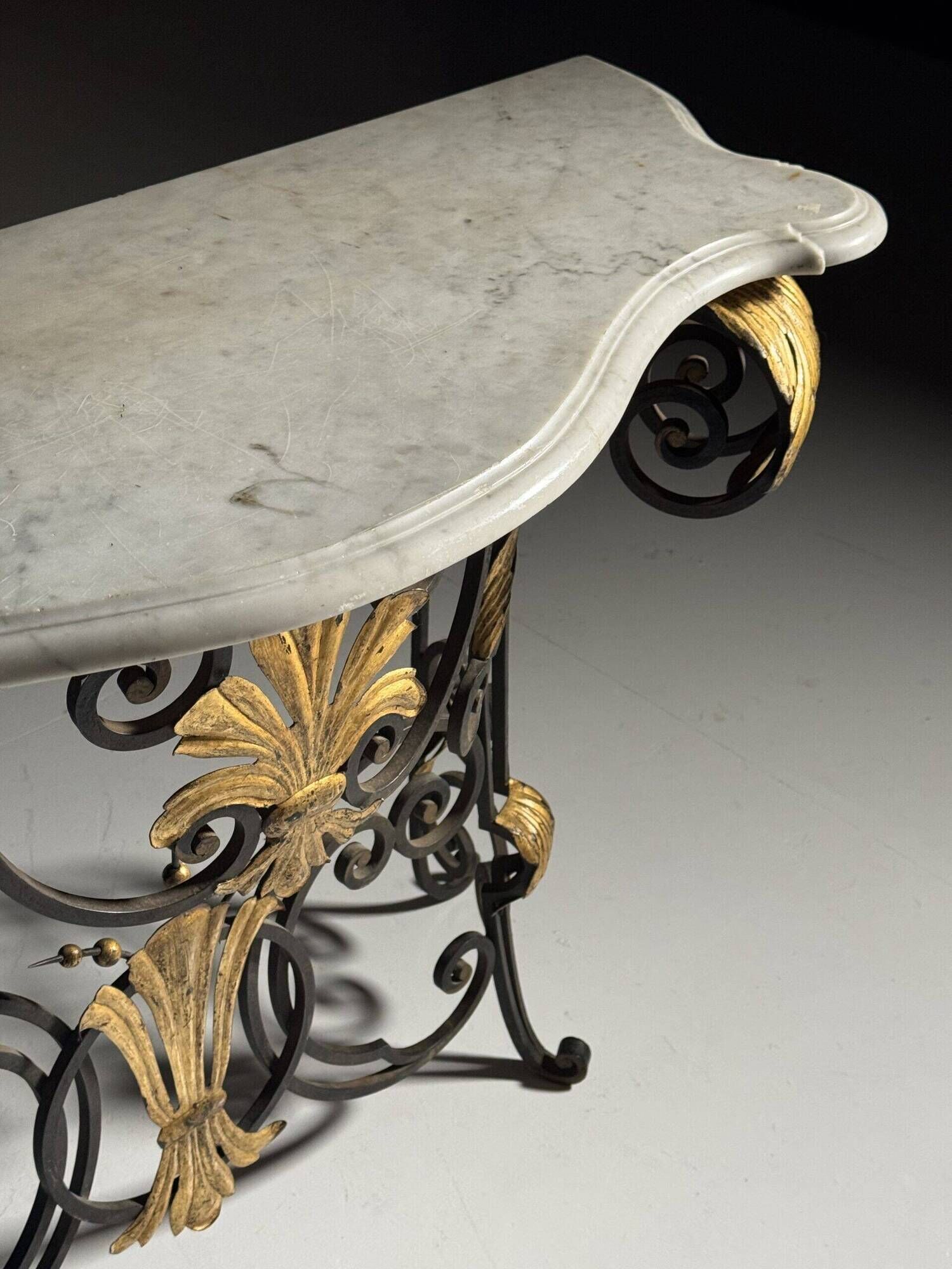 Table console en fer forgé avec marbre, années 1950