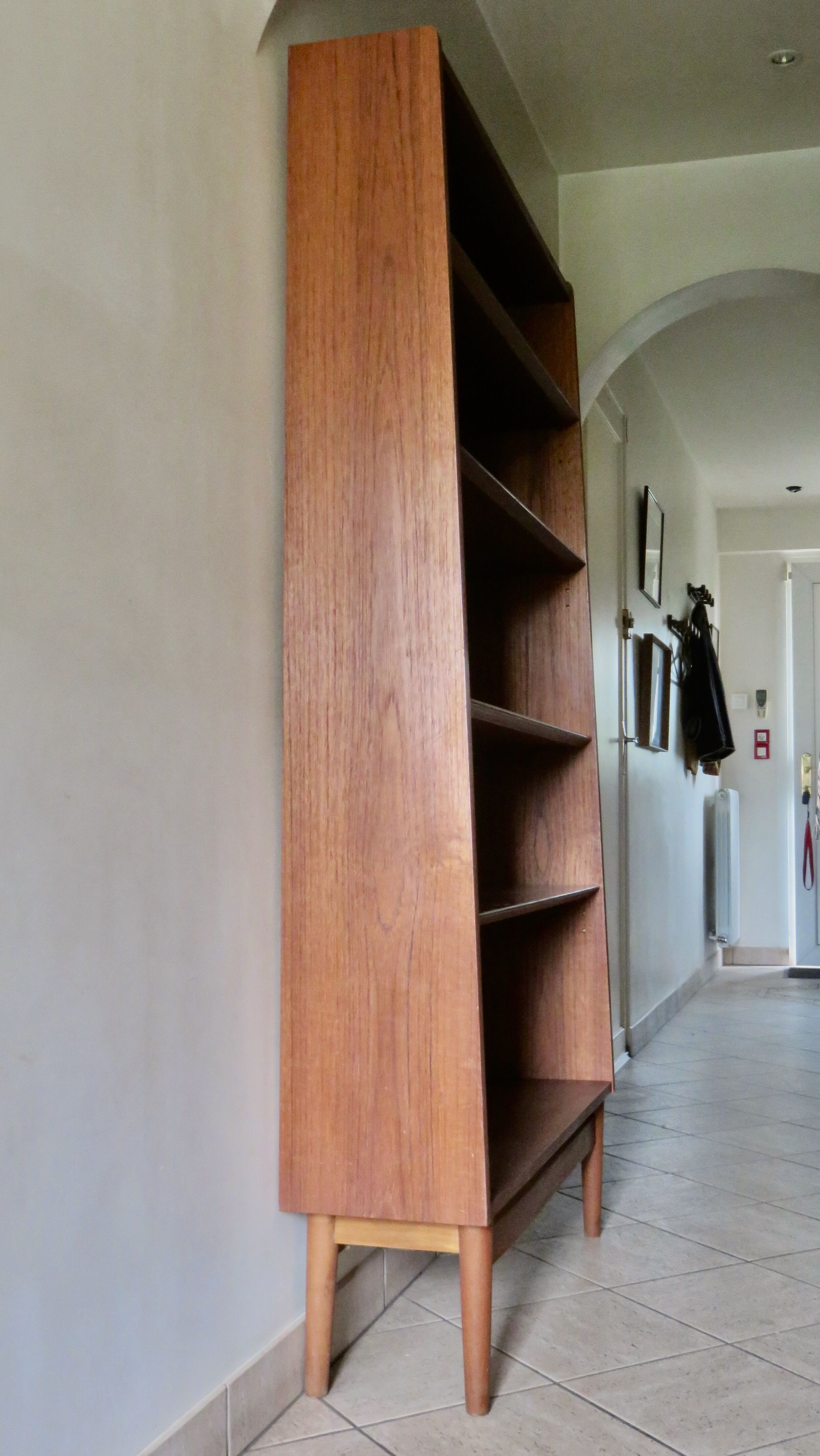 Tapered teak profile bookcase by Johannes Sorth, Denmark 1960