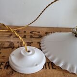 Toothed opaline suspension