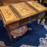 18th-century hairdresser with Louis XVI marquetry decoration.