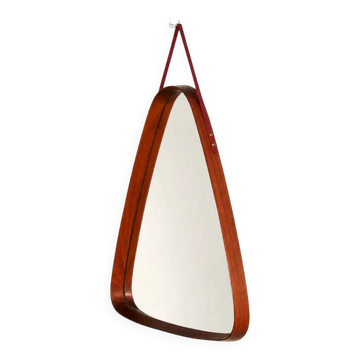 Miroir triangulaire italien des années 60 en teck courbé et cuir.