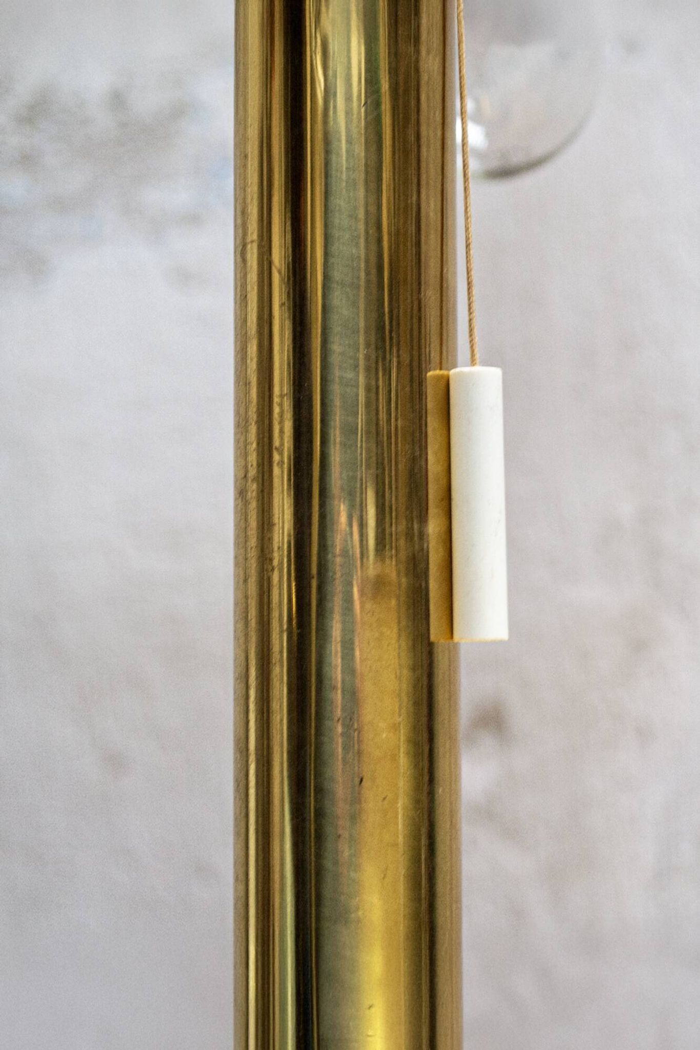 Lampada in ottone e smalto Italia Anni '40
