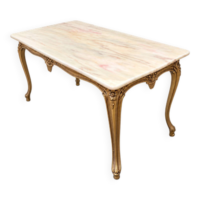 Table basse Louis XV en bronze doré avec plateau en marbre blanc veiné