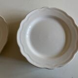 Set of 7 Mougins plates in white enamelled clay with gadroons
