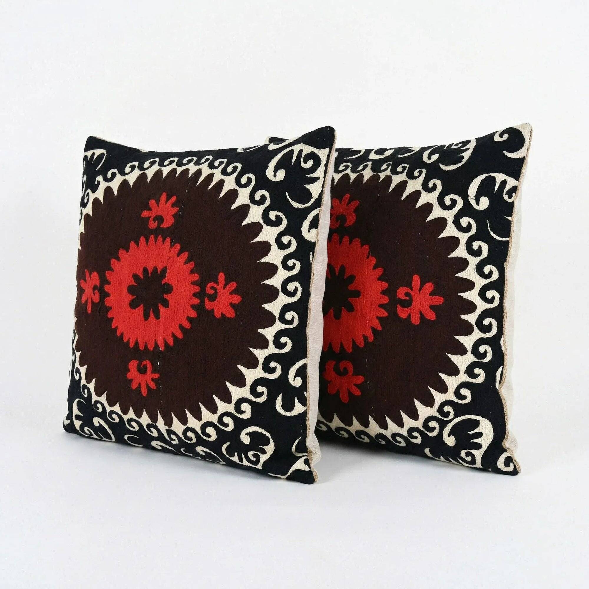 Lot de 2 housses de coussin brodées vintage 61x61 cm