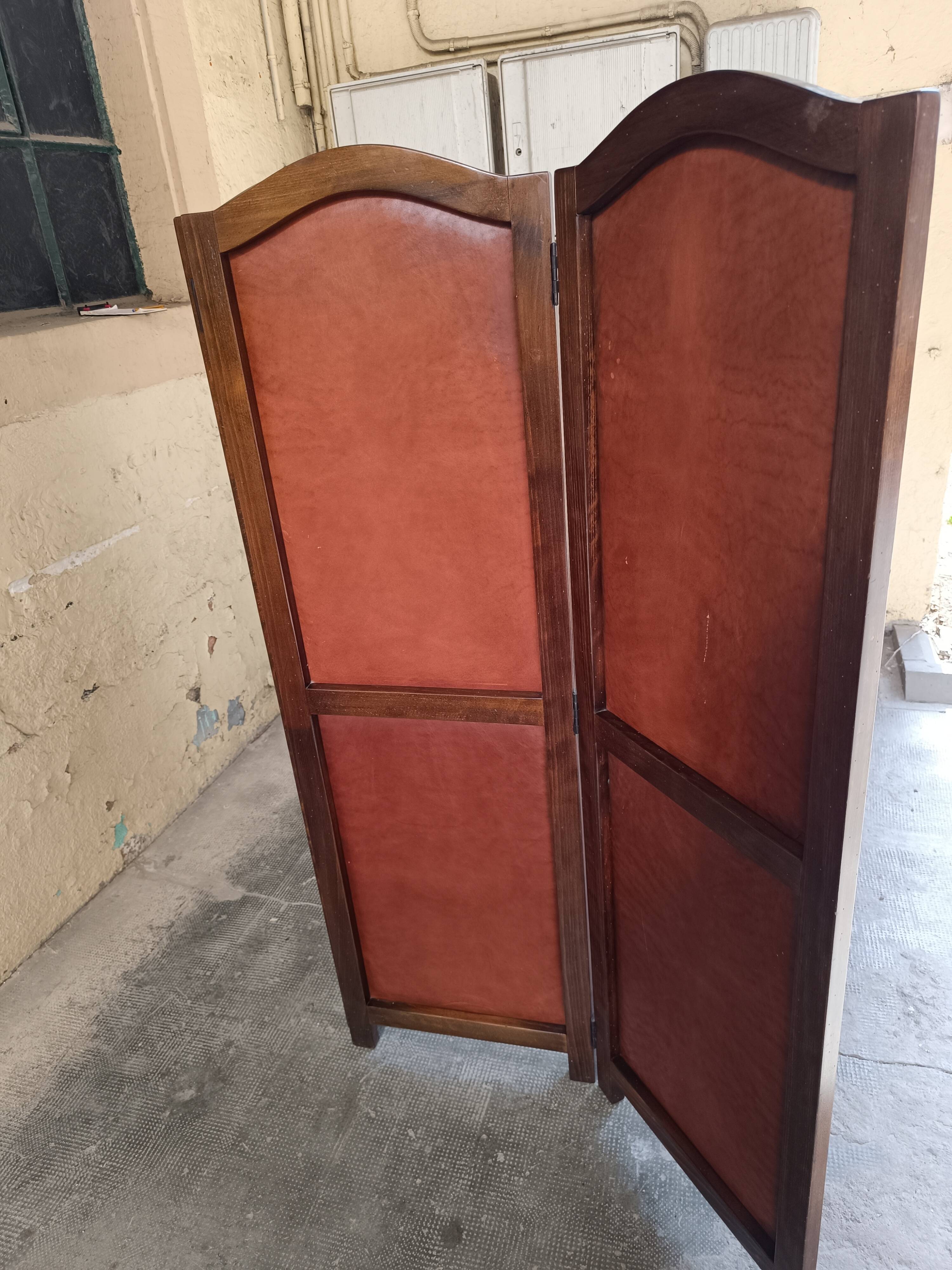 4-leaf wood and leather screen