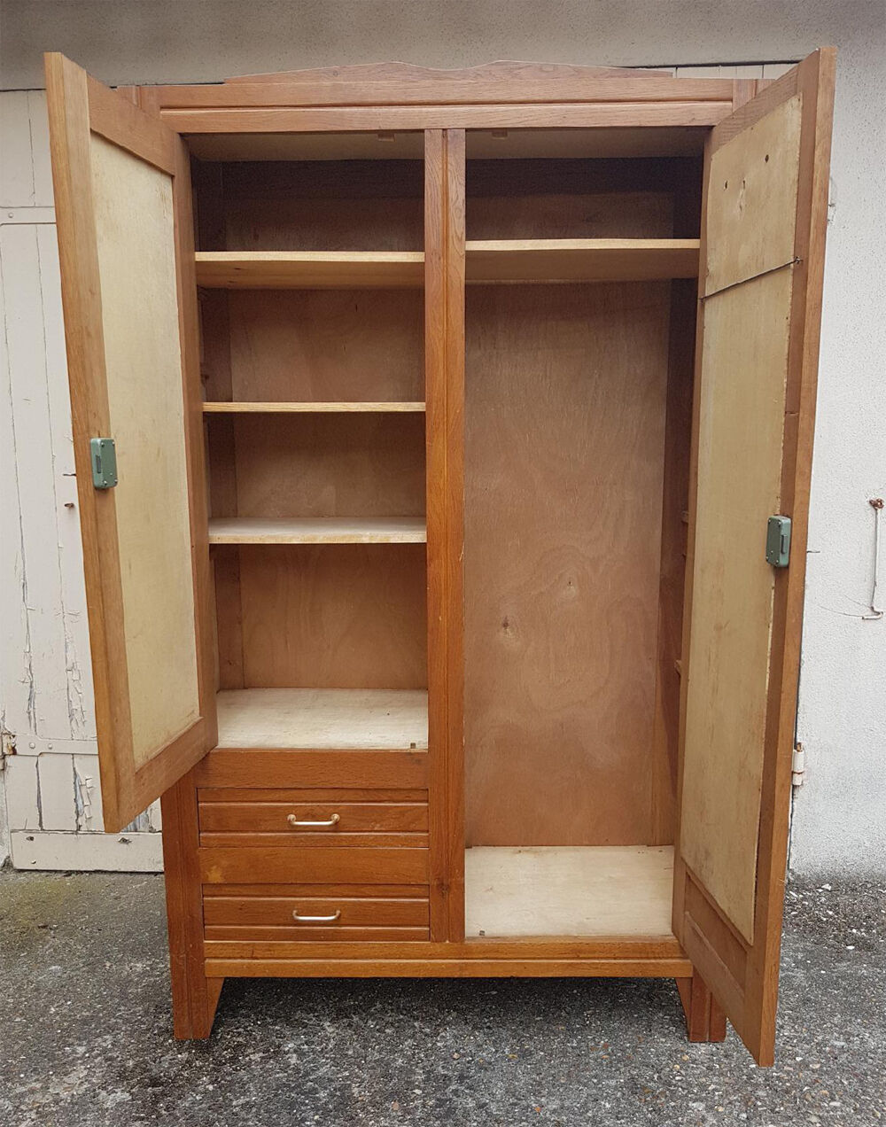 Wardrobe wooden vintage 60