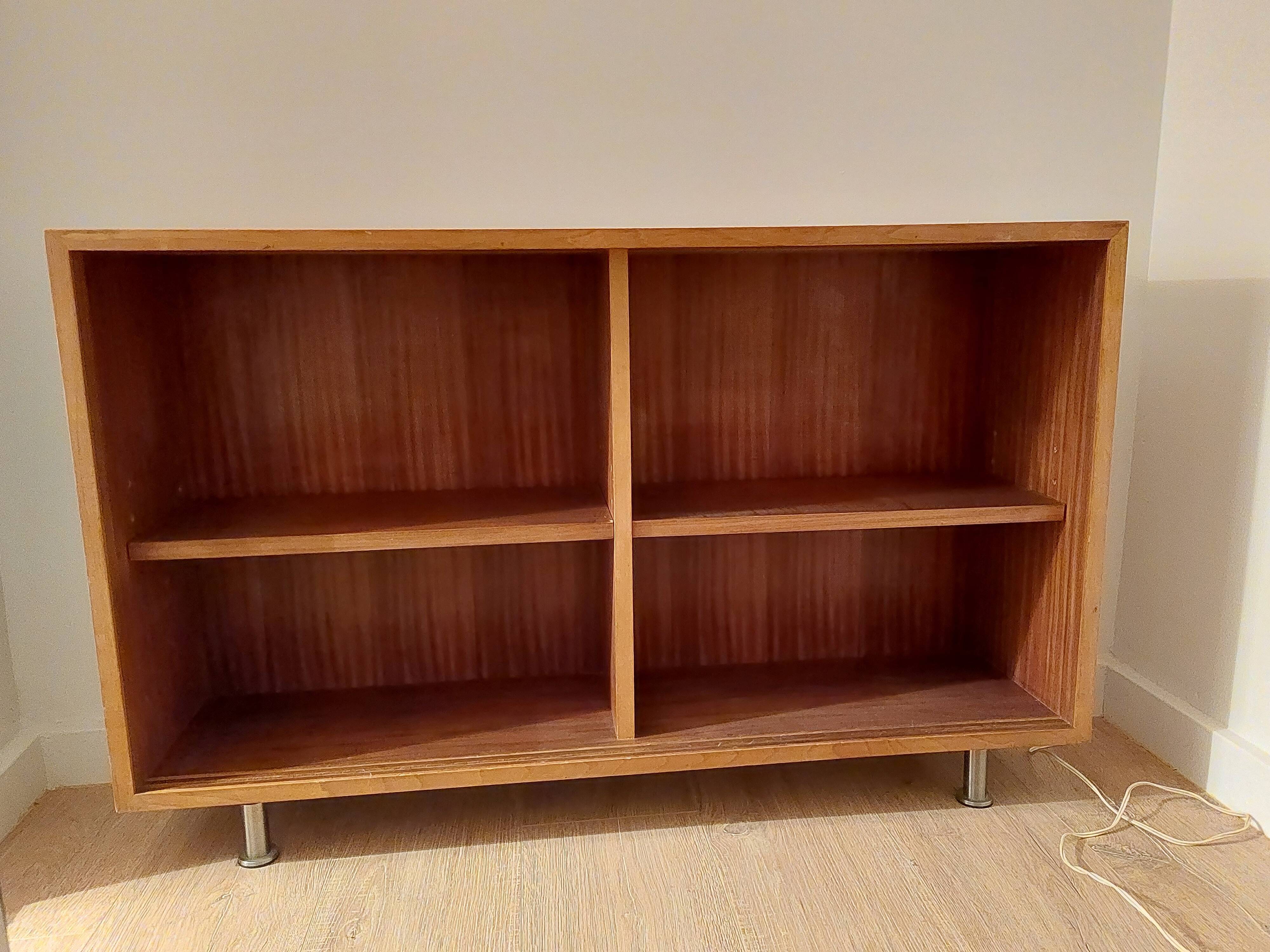 Vintage storage unit