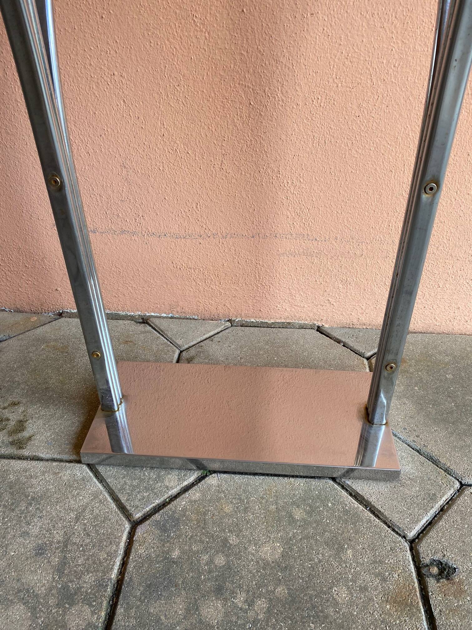 Porte serviette design moderne en inox 3 niveaux