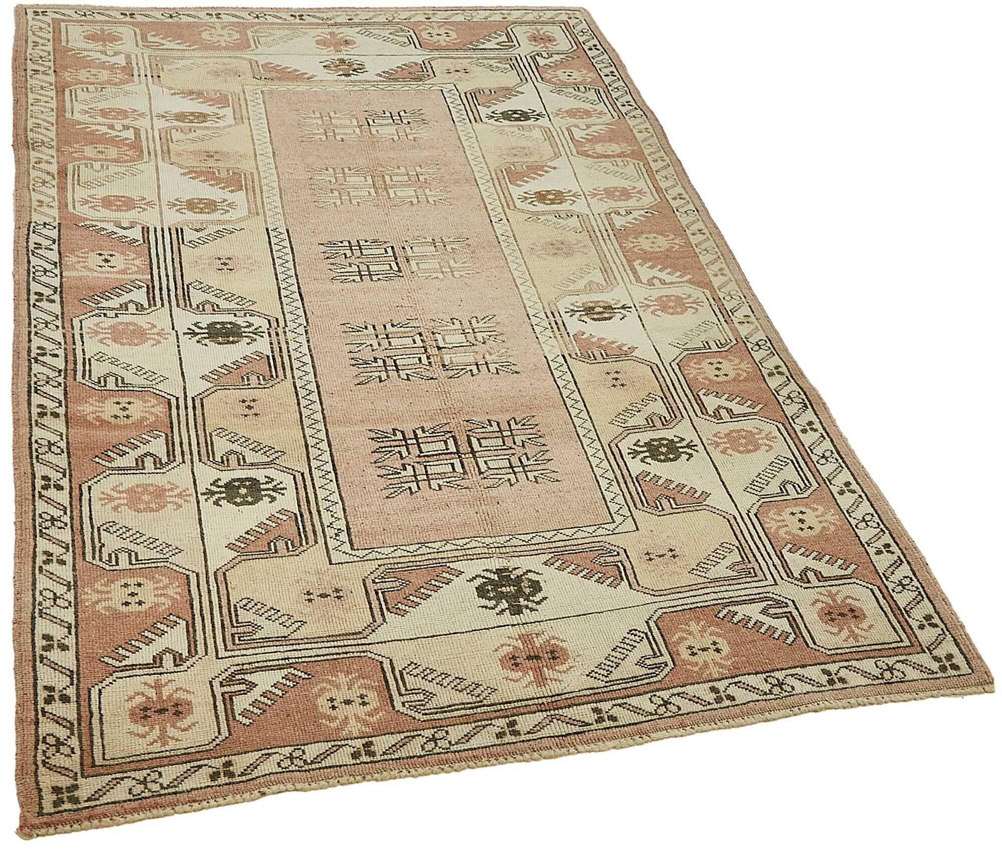 Turkish Vintage Anatolian Rug 126 cm x 194 cm