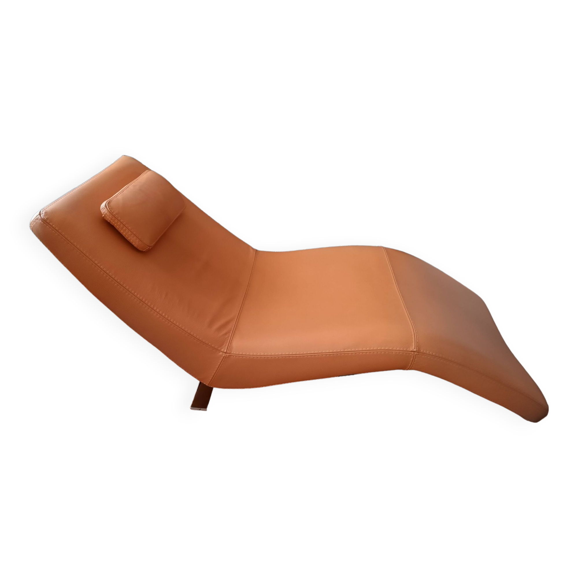 Deluxe leather lounge chair