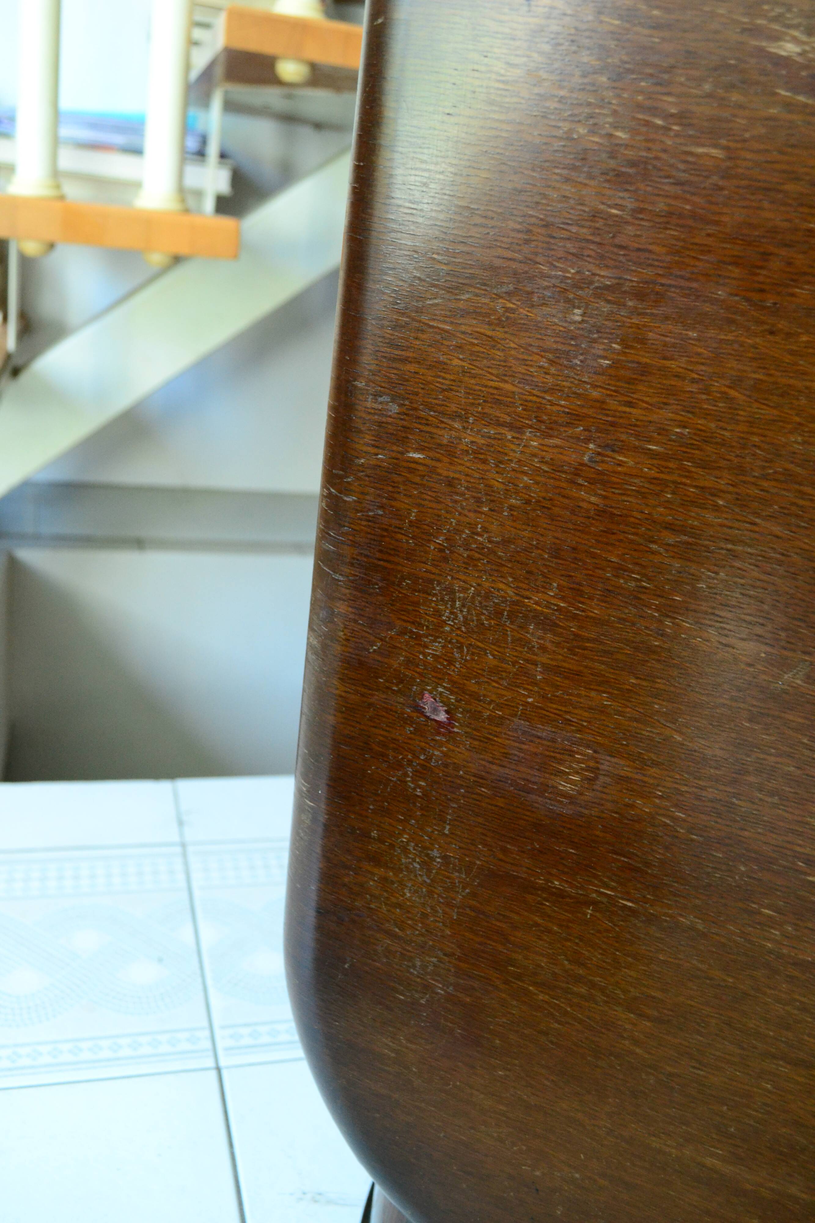 English mahogany folding gateleg table