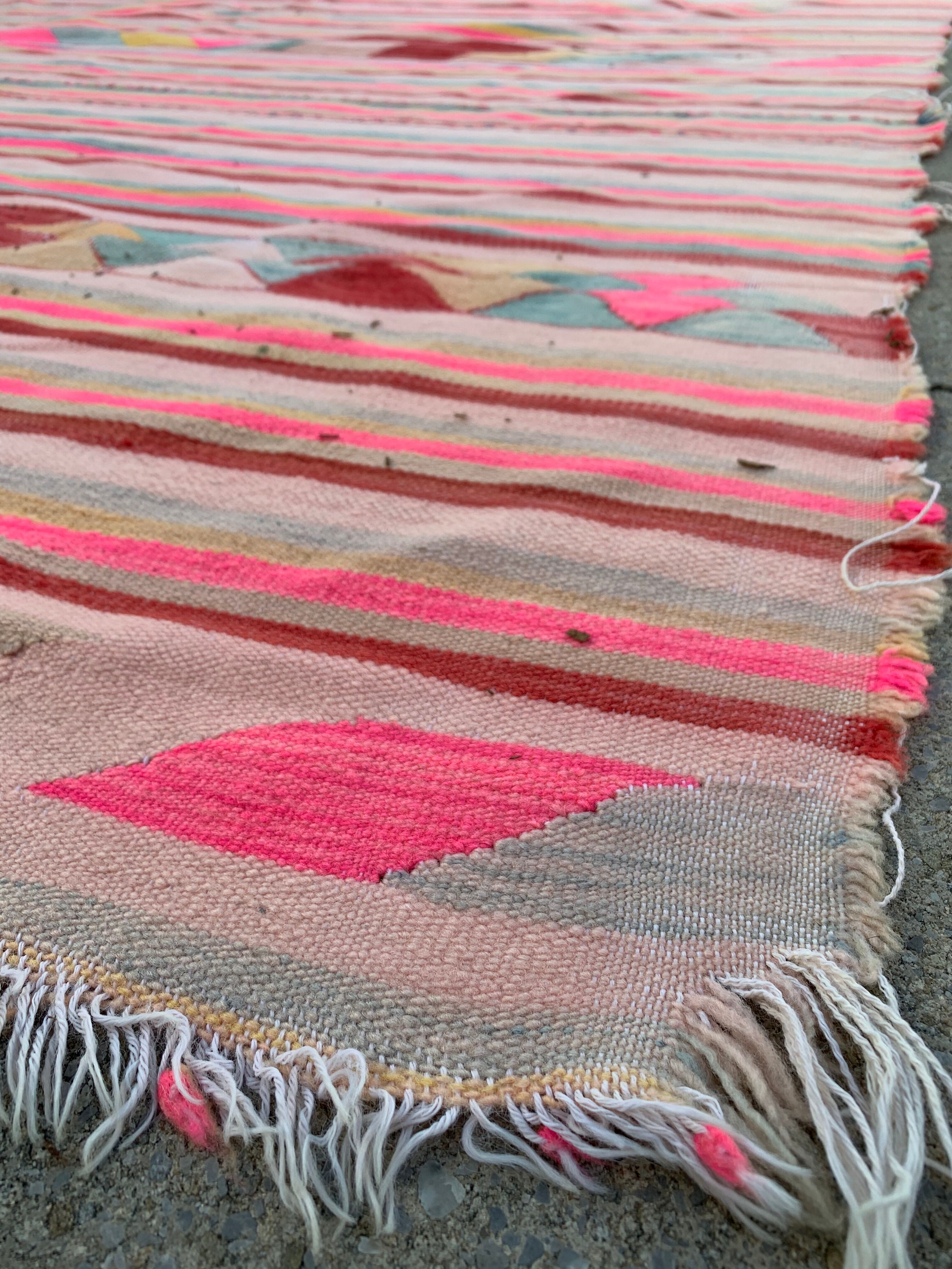 Tapis berbère algérien vintage rayé vintage avec motifs géométriques 369x163 cm