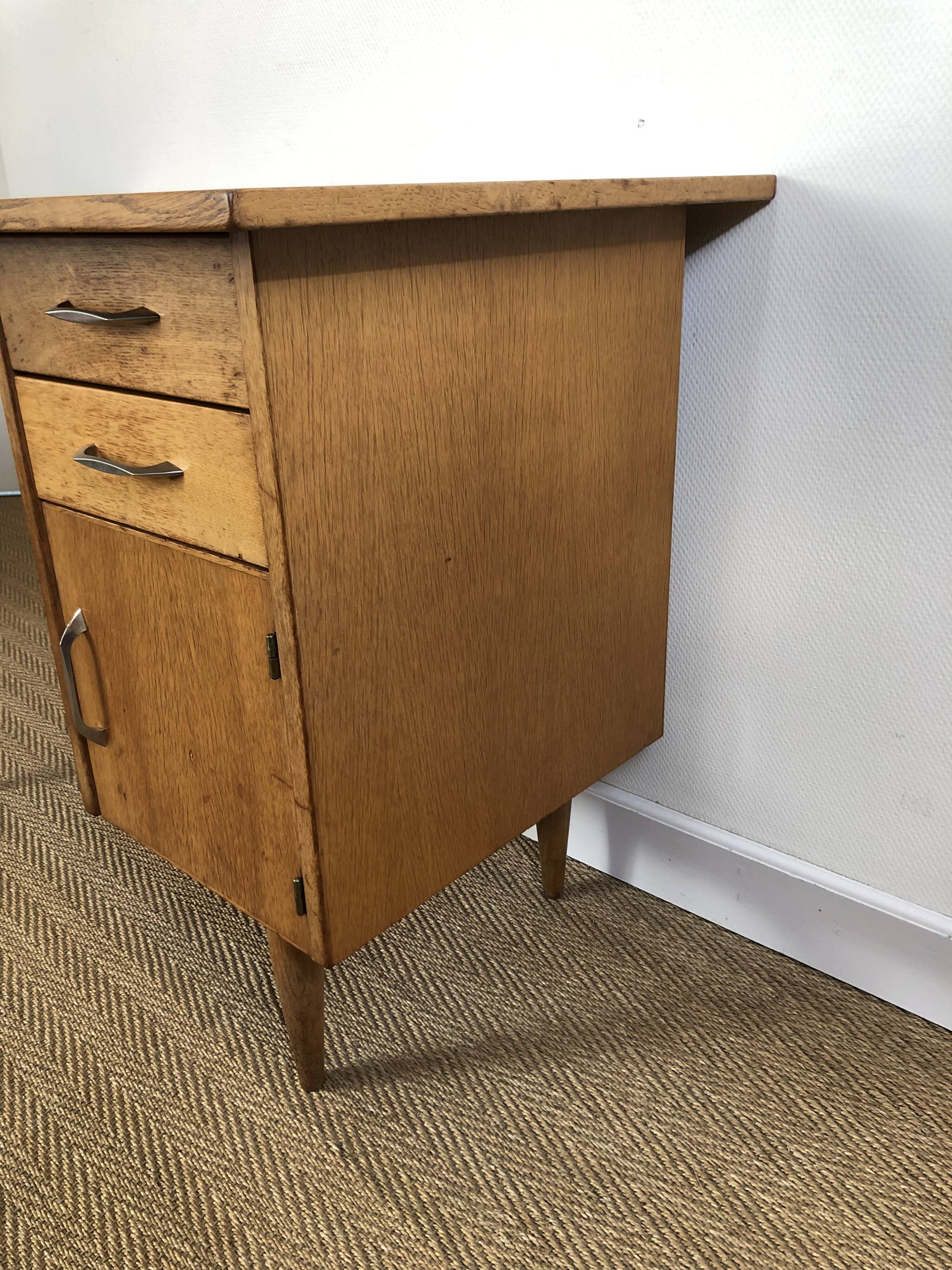 Bureau 1960
