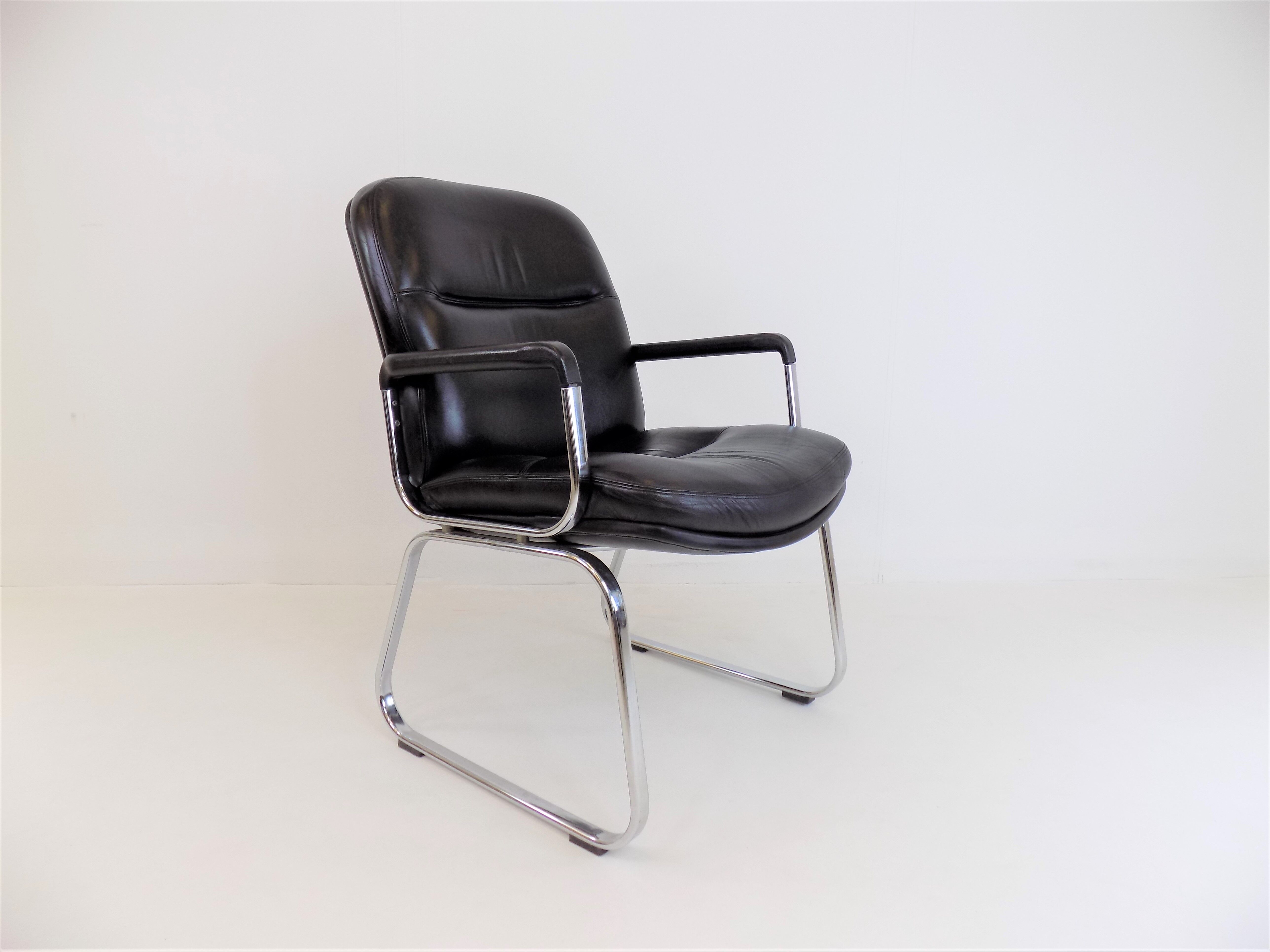 Set of 4 leather office chairs by Grahl