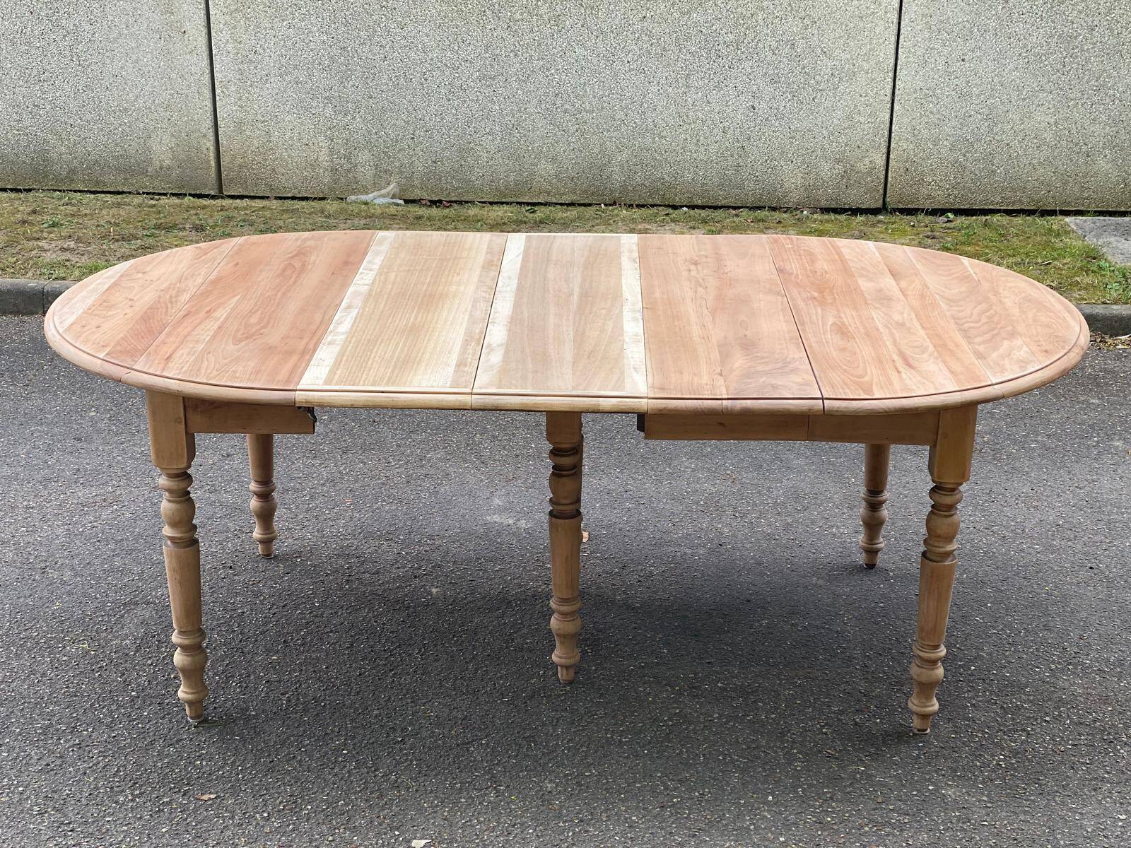 Table ronde extensible Louis Philippe XIXème à volet pliable 6 pieds 200cm