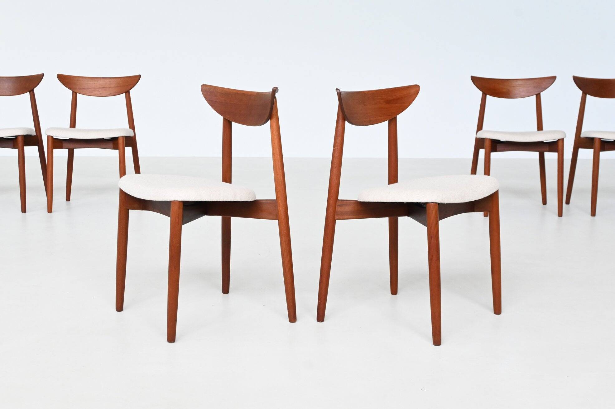 Harry Ostergaard set of eight dining chairs teak Randers 1960