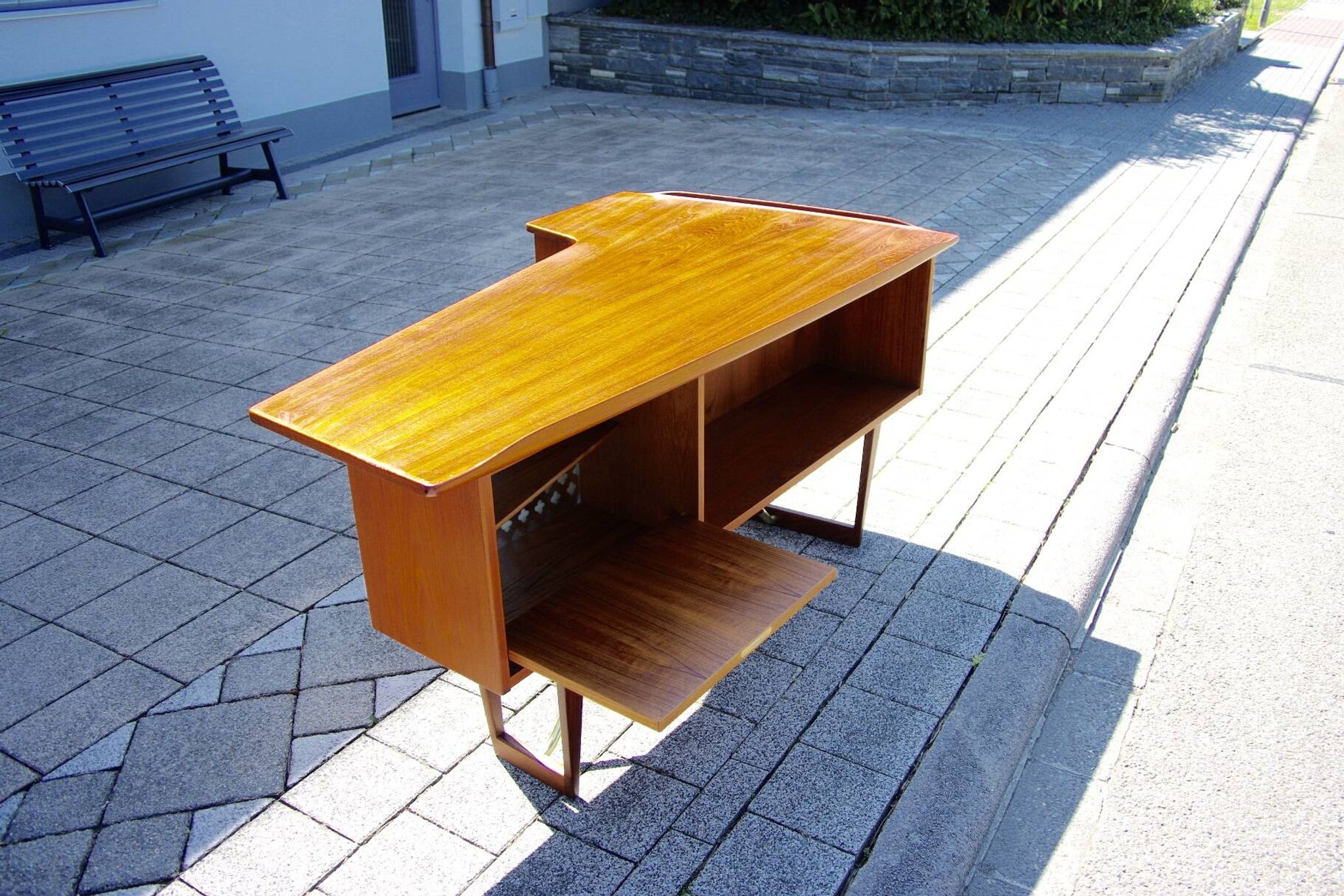 Vintage boomrang desk by peter lovig nielsen 1960s