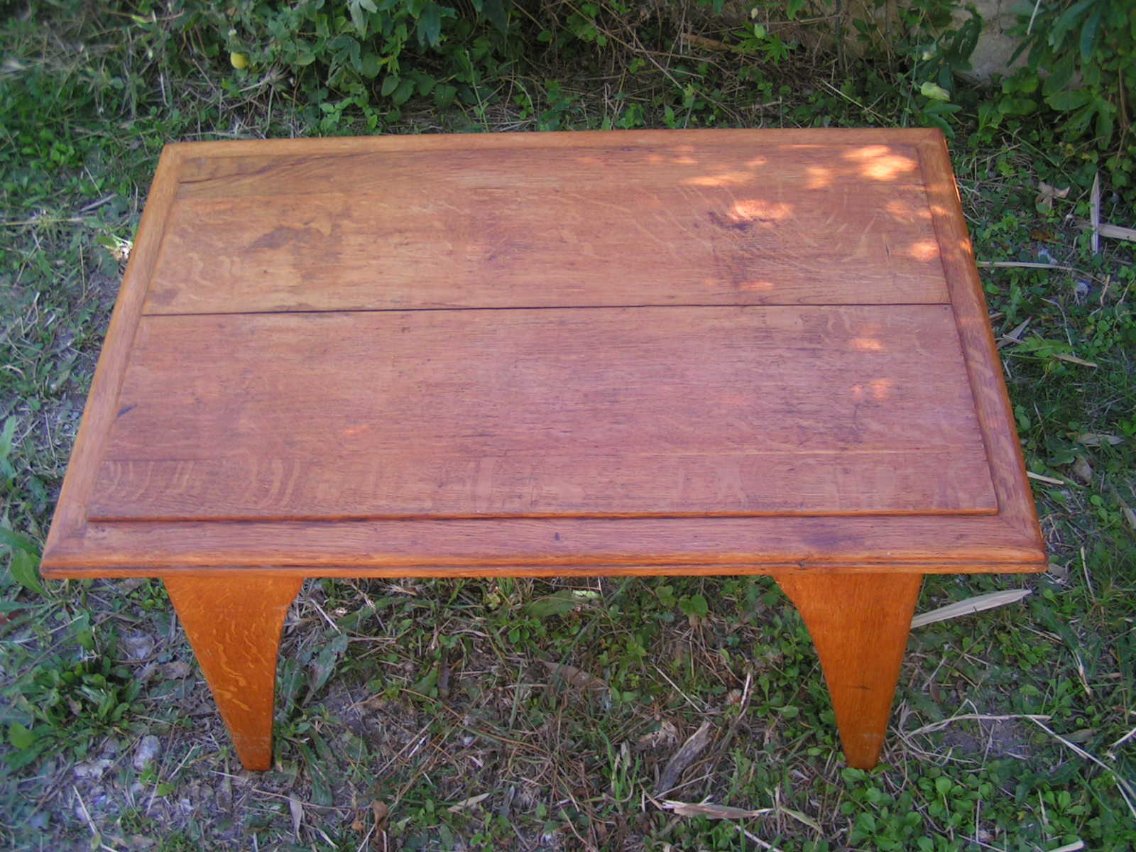 Living room coffee table 50s