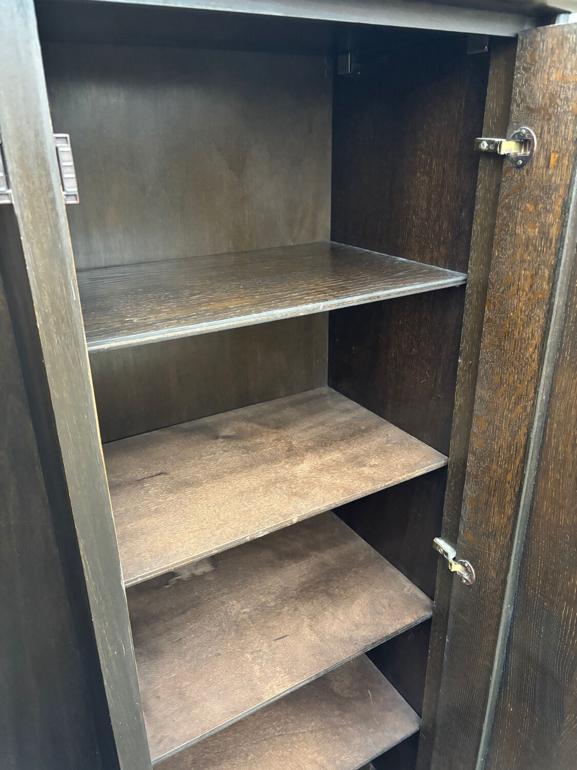 Armoire en rotin vintage