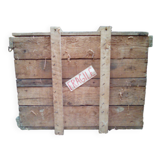 Artisanal transport crates