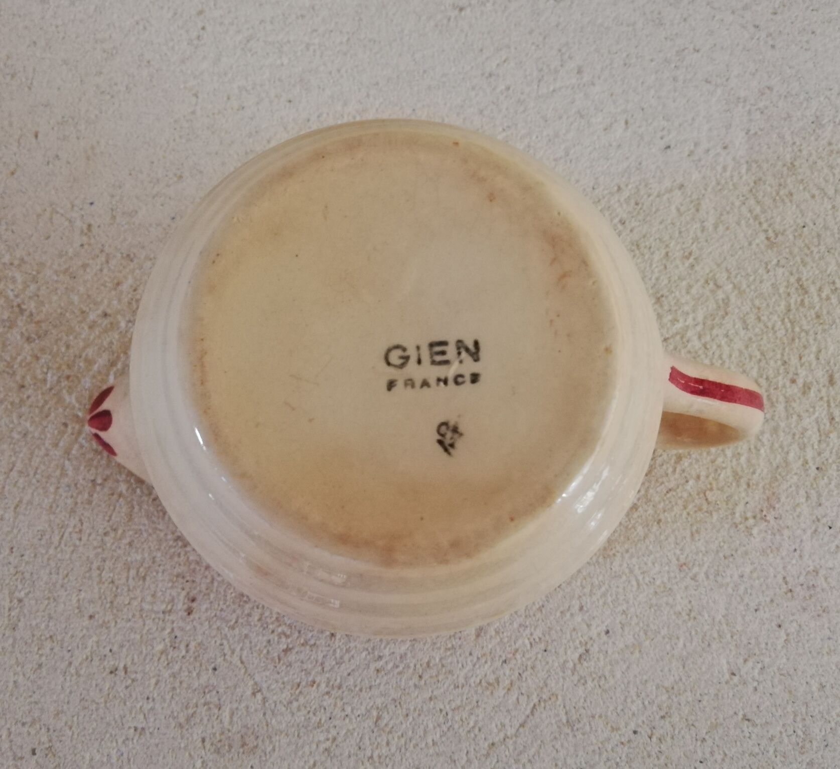 Milk pot iron earth Gien