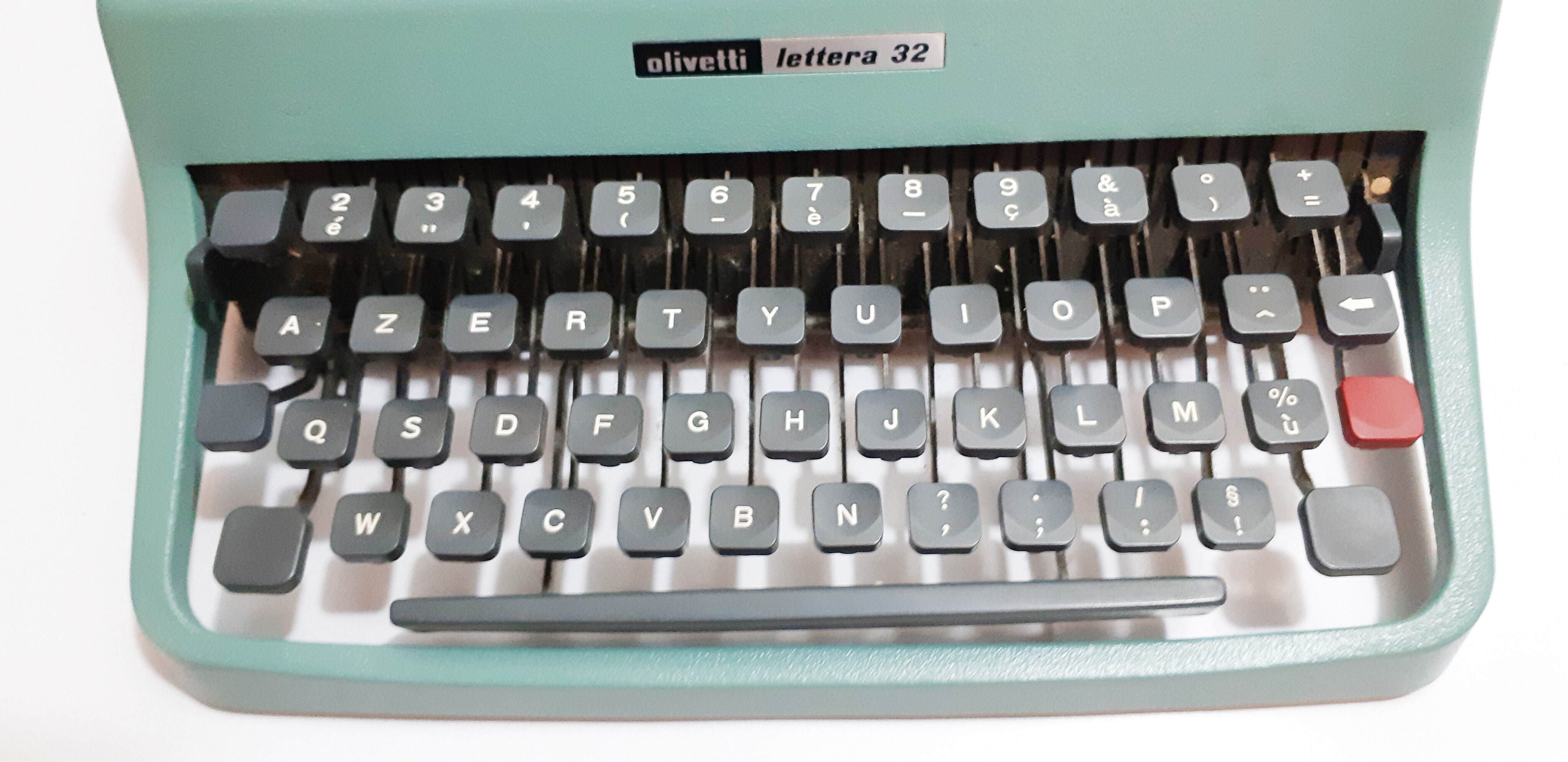 Olivetti Lettera 32 typewriter