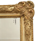Miroir de mur doré du 19ème siècle