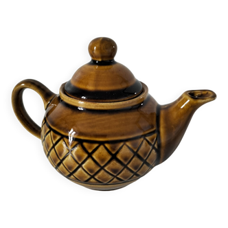 Small teapot