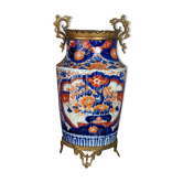 Porcelain vase Imari gilded brass frame Japan 1850-1900.  SB