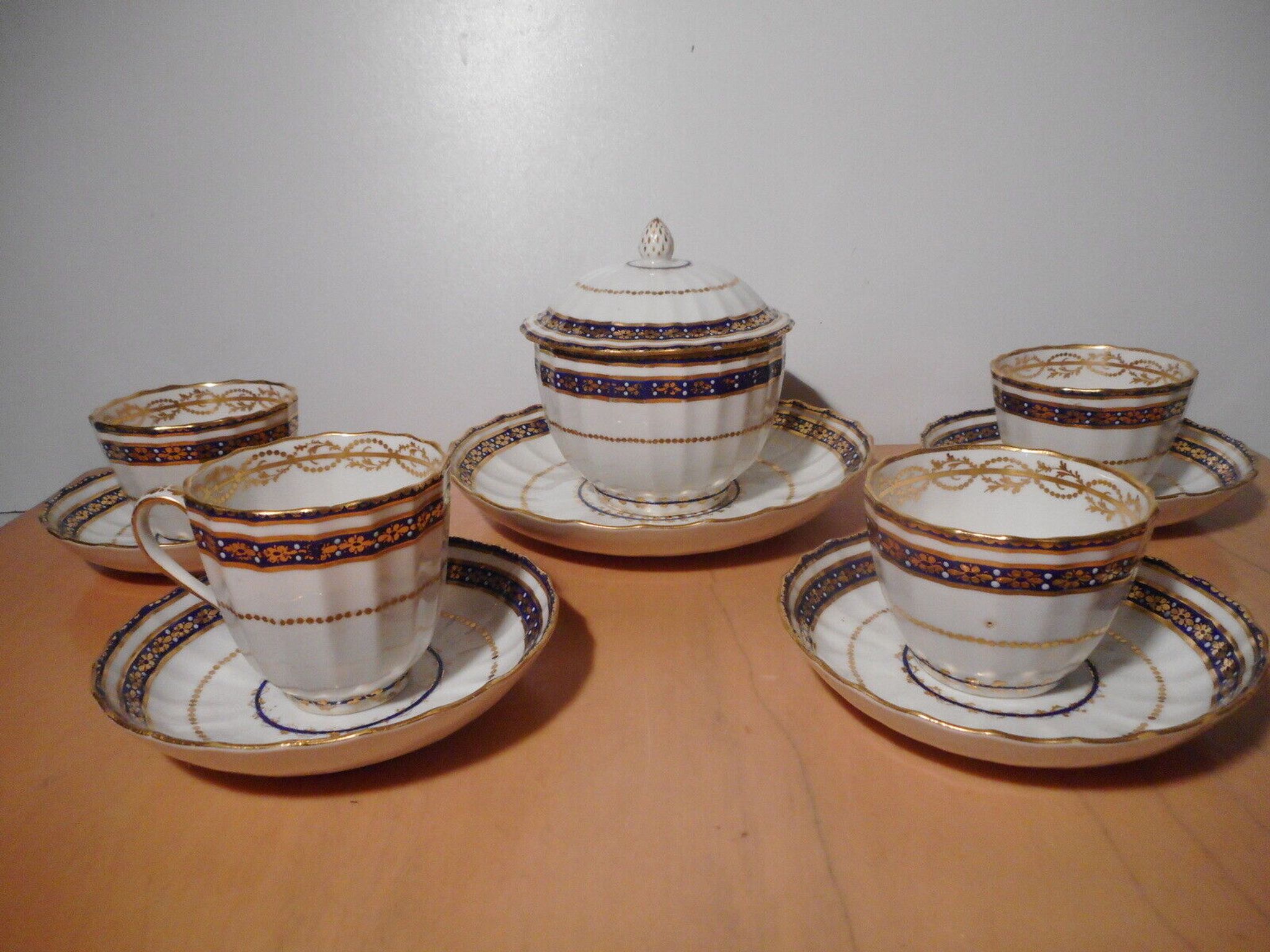 English porcelain cup service ROYAL CROWN DERBY 19th century
