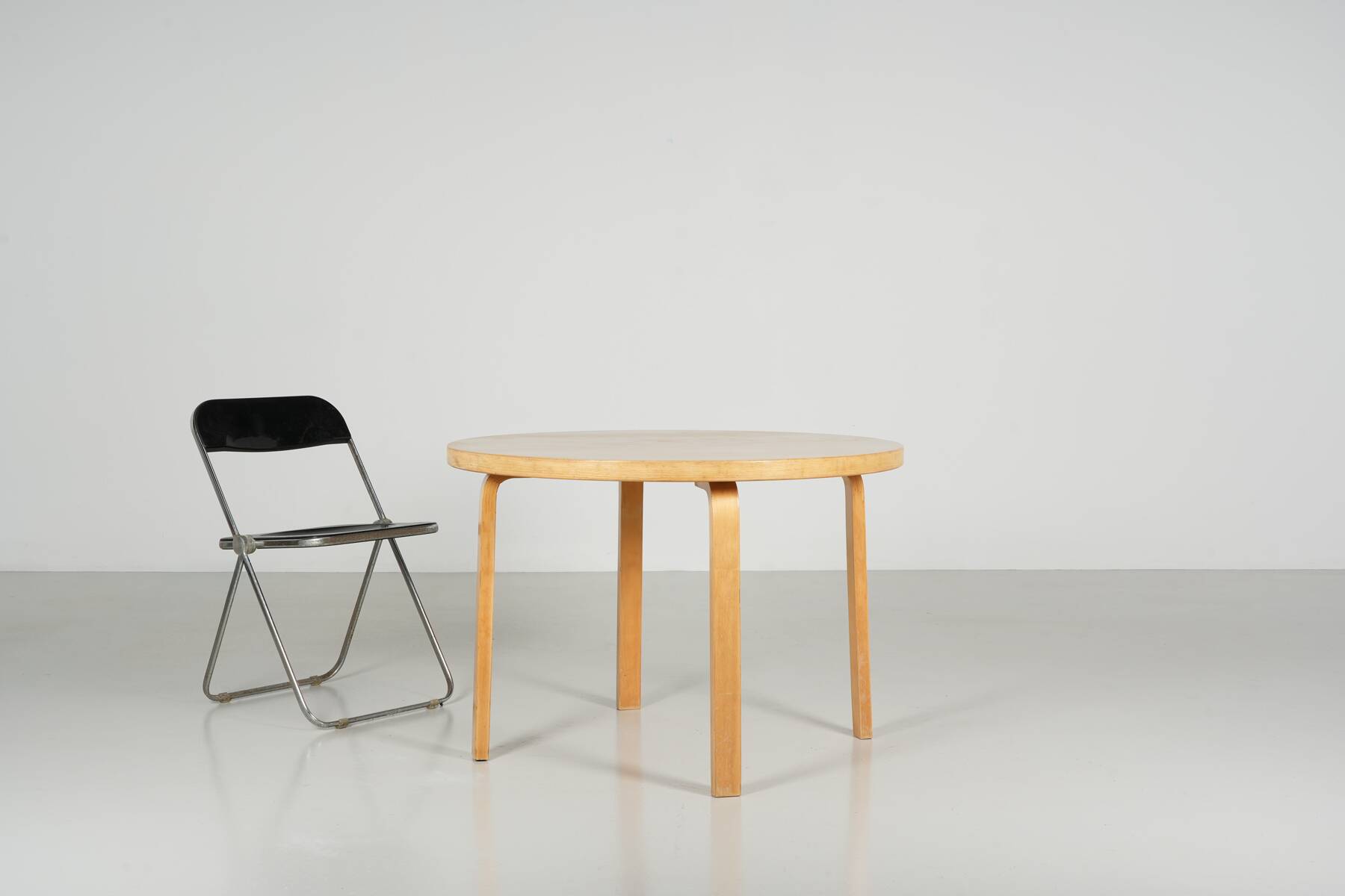 Alvar Aalto table 90A ed. Artek circa 1980