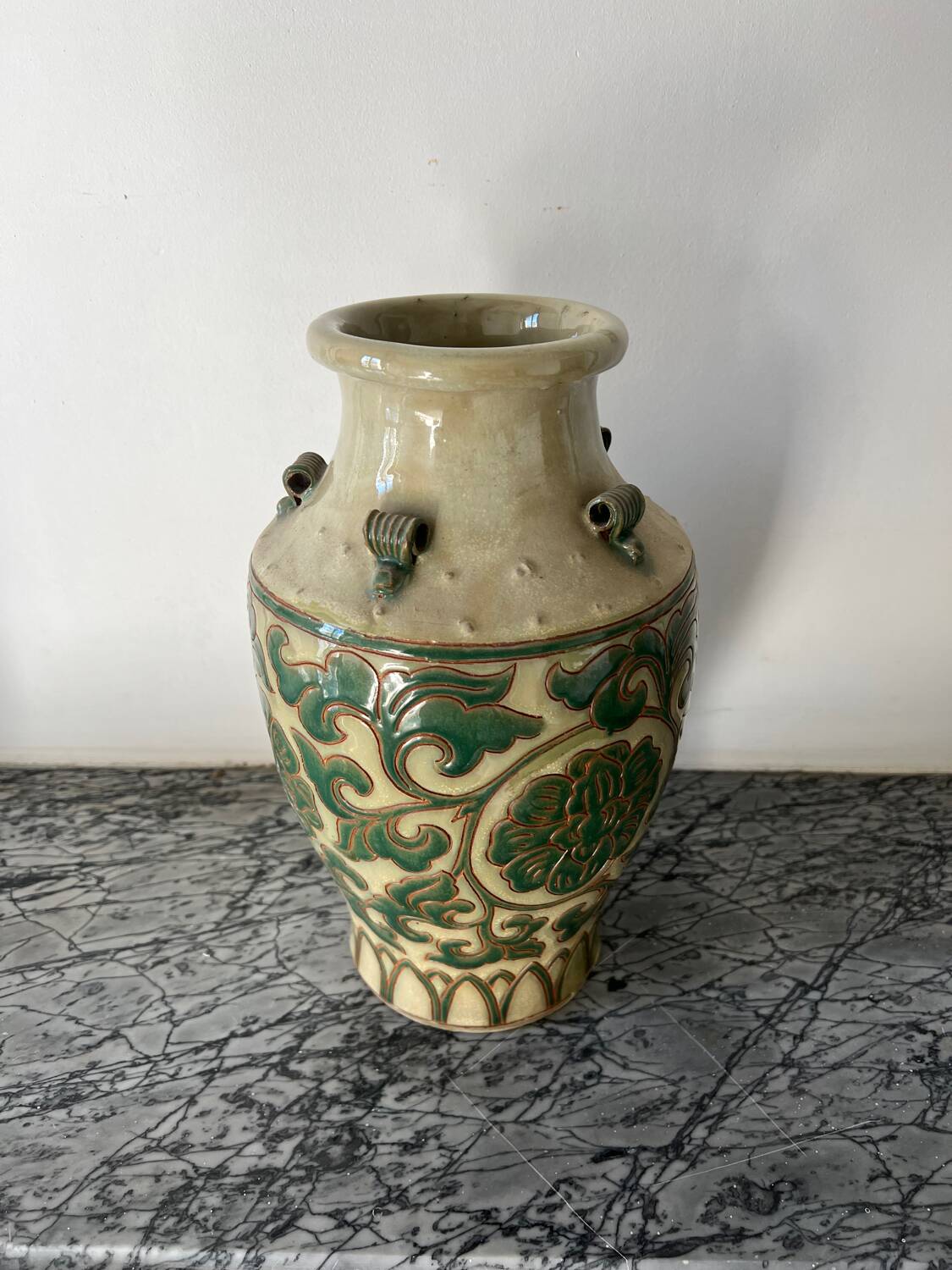 Antique-style ceramic vase