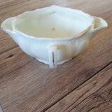 Gravy boat