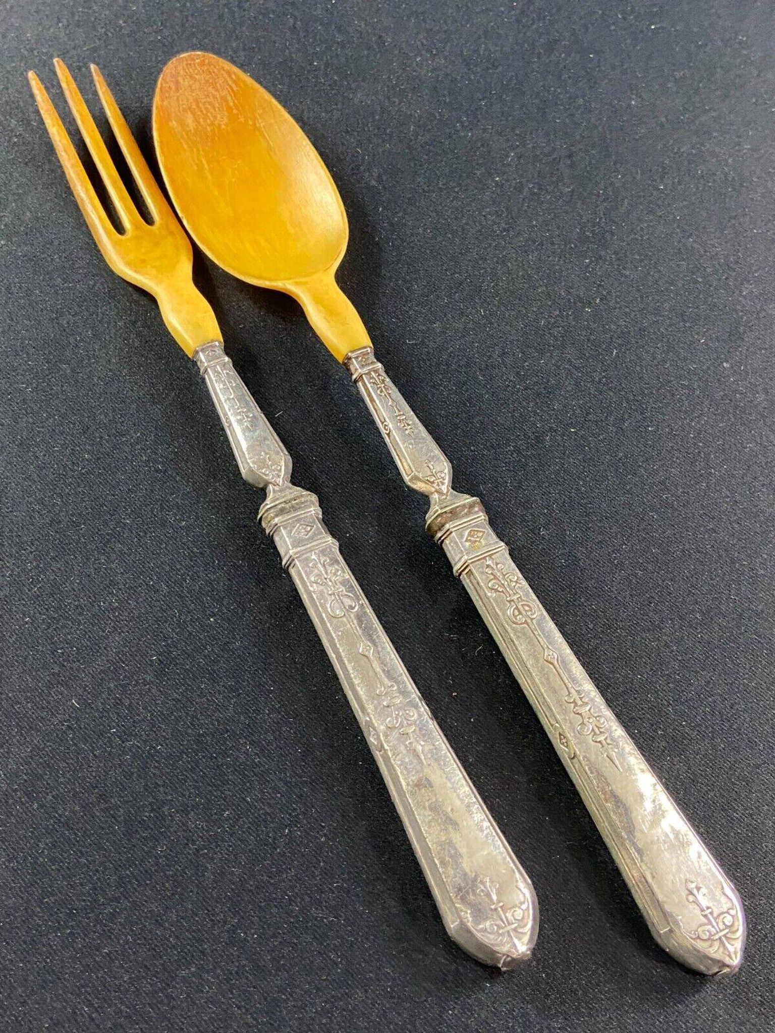 Service à salade manches en argent XIXe Restauration