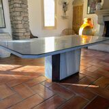White Carrara marble table from the 70s