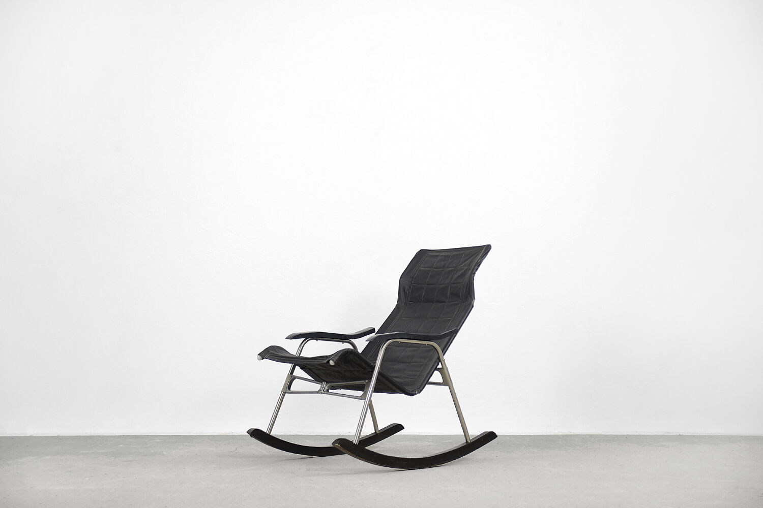 Vintage Mid-Century Postmodern Minimalist Black Leather Rocking Chair by Takeshi Nii, 1950s