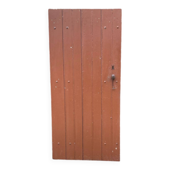 Porte d'entrée en bois peint