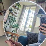Round mirror tray