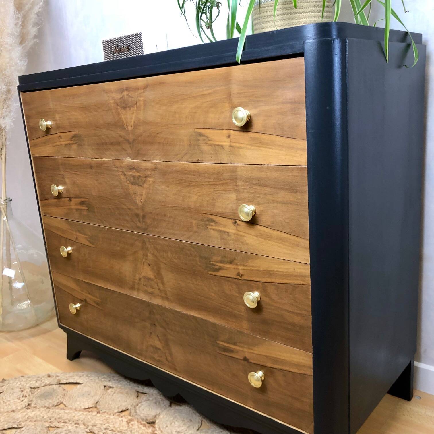 Vintage chest of drawers