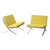Pair of vintage lounge armchairs in chromed metal and green fabric – 1960s