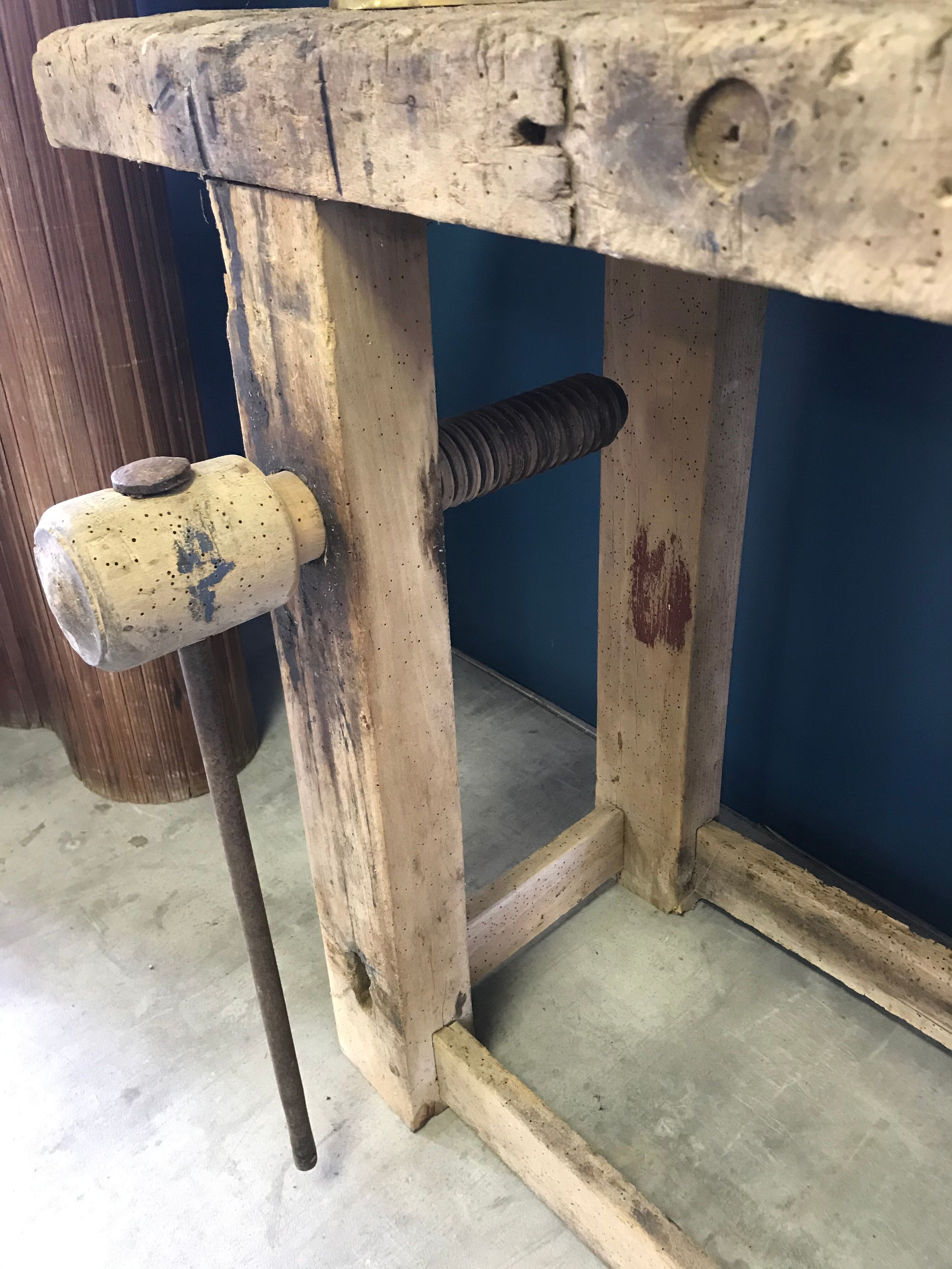 Carpenter's workbench